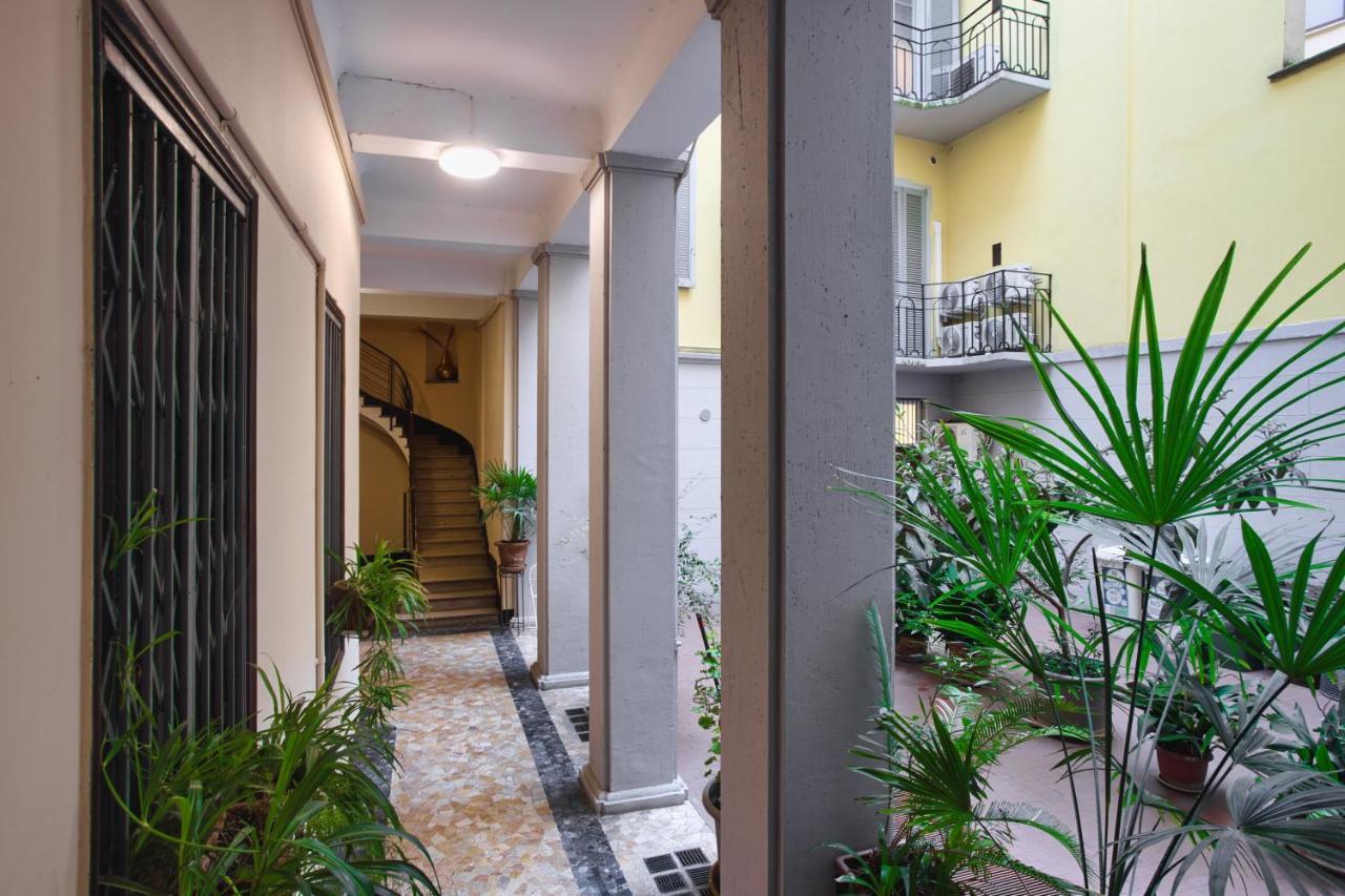 شقة Joivy Mauri - Cosy Flats Near The Duomo ميلان المظهر الخارجي الصورة